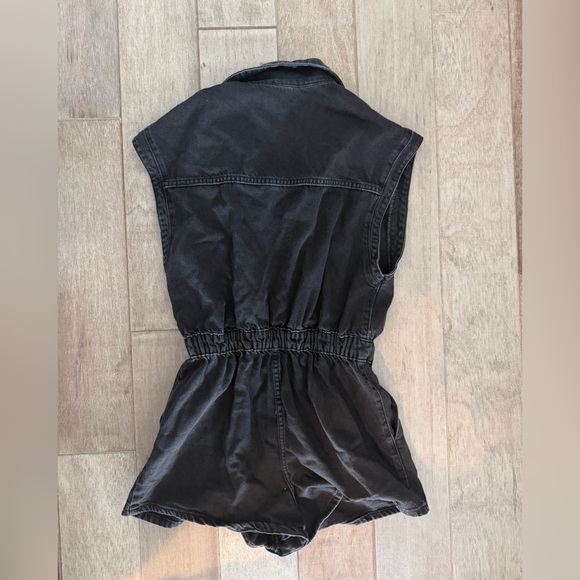 Zara Black Denim Romper - Picture 3 of 4